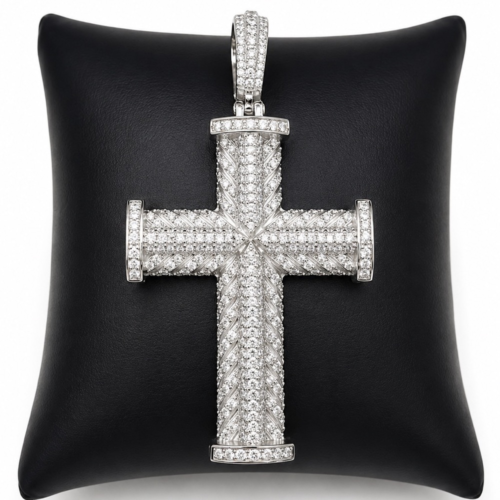 925 Sterling Silver Pave 5.20CT MOISSANITE Iced Out Men’s Cross Pendant